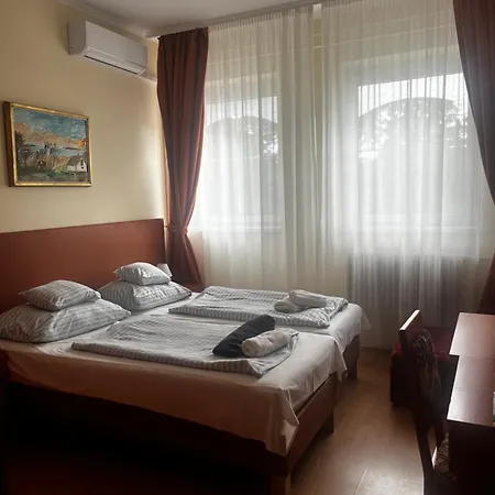 Aldos Panzio 3*