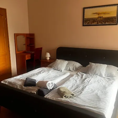 Aldos Panzio 3* Farád