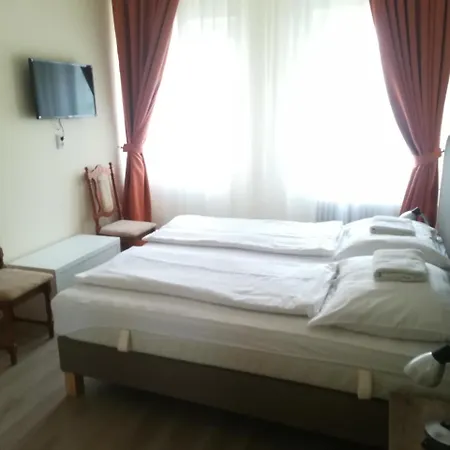 Aldos Panzio 3*