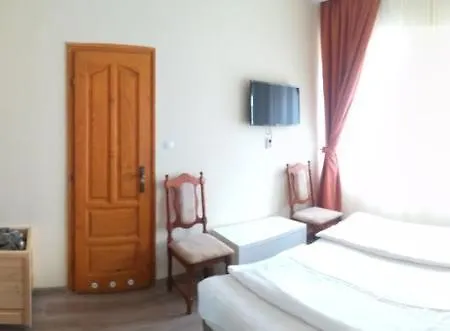 Aldos Panzio 3*