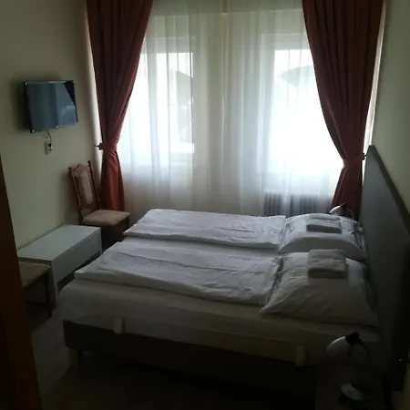 Aldos Panzio 3*